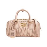 Arcadie aus matelass? Leder 27cm