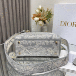 Lady D-Lite Wei?/Grau 24 cm – Bild 4