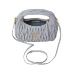 Matelass?-Nappa-Leder-Hobo Perlgrau 20cm – Bild 4