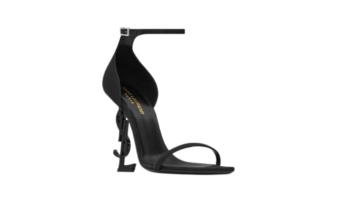 4-194.jpg OPYUM SANDALS IN CREPE DE CHINE – Bild 1