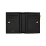 PORTAFOGLI UPTOWN COMPATTO IN PELLE GOFFRATA GRAIN DE POUDRE – Bild 4