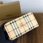 Burberry Bag 4811 Brown Inside – Bild 2