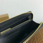 Burberry Bag 4811 Black Inside – Bild 5