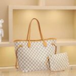Neverfull GM Weiss 39 cm – Bild 3