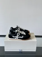 LOEWE Couple Shoes Black & White – Bild 3