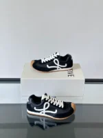 LOEWE Couple Shoes Black & White – Bild 4