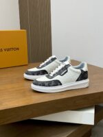 LOUIS VUITTON Men's Shoes 2025 Black – Bild 5