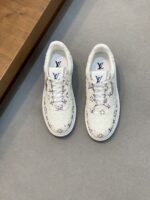 LOUIS VUITTON Men's Shoes 2025 Cream with Design – Bild 2
