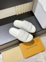 LOUIS VUITTON Men's Slippers 25 White – Bild 2