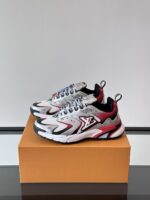 Louis Vuitton Men's Shoes 2025 Red – Bild 4