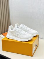 Louis Vuitton Couple Shoes 2025 White – Bild 4