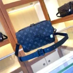 Louis Vuitton Bag M46795 Blue – Bild 6