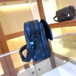 Louis Vuitton Bag M46795 Blue – Bild 3