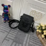 Louis Vuitton Bag M81522