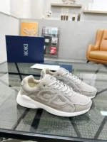 Dior Men's Shoes 2025 Fawn – Bild 3