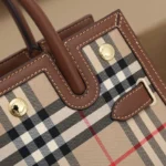 Burberry Women Bag Brown – Bild 8