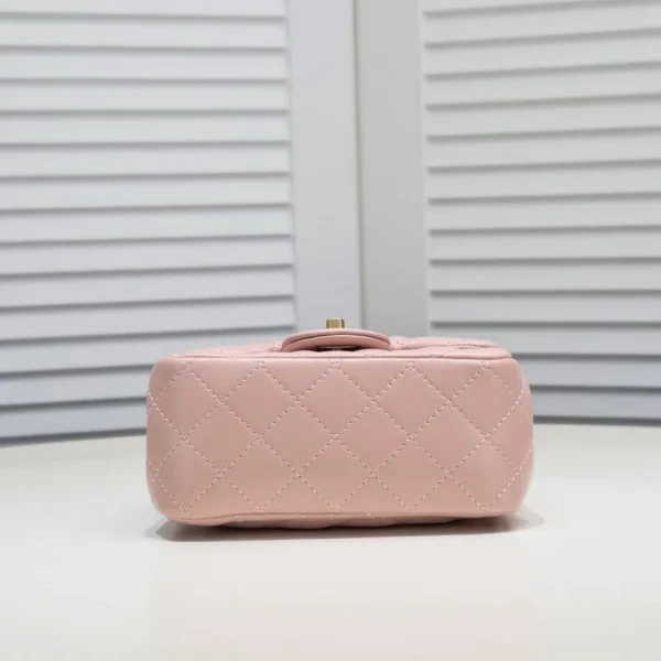 Chanel Women Bag Baby Pink - Image 7