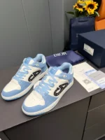 Dior Couple Shoes Classic Light Blue – Bild 5