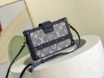 Louis Vuitton Women Bag Grey – Bild 8