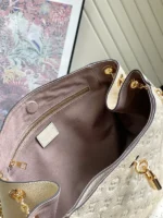 Louis Vuitton Women Bag White – Bild 2