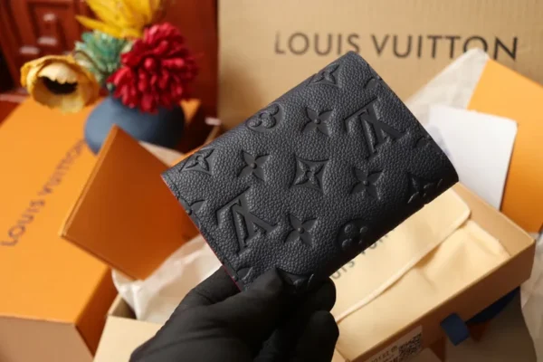 Louis Vuitton Women Bag Black - Image 3