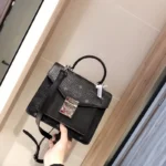 Women Bag MCM Black – Bild 3