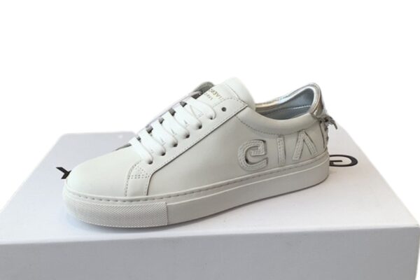 GIVENCHY Couple Shoes Silver - Image 1