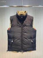 Burberry Sleeveless Jacket – Bild 4