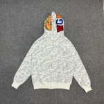Bape White Hoodie – Bild 5