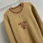 Prada Brown Red T-Shirt – Bild 2