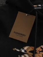 Burberry Black Hoodie – Bild 3