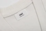 Ami White Sweater – Bild 5