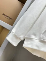 Burberry White Hoodie – Bild 2