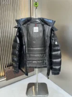 Moncler Full Sleeve Black Jacket – Bild 6