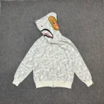 Bape White Hoodie – Bild 4