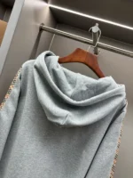 Burberry Gray Tracksuit – Bild 3