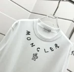 Moncler White T-Shirt – Bild 3