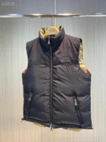 Burberry Sleeveless Jacket – Bild 13