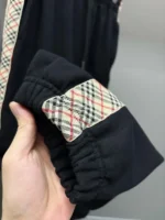 Burberry Black Tracksuit – Bild 6