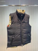 Burberry Sleeveless Jacket – Bild 14