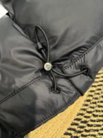 Moncler Black Jacket – Bild 4