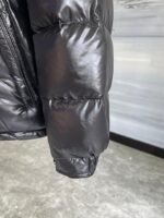 black Moncler Maya hooded short down – Bild 4