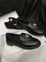 Chanel Quilted Loafer – Bild 4