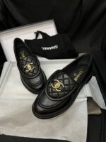 Chanel Quilted Loafer – Bild 5