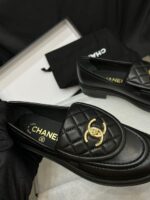 Chanel Quilted Loafer – Bild 7
