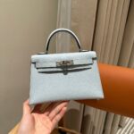 Kelly 20 Epsom Hellblau – Bild 4